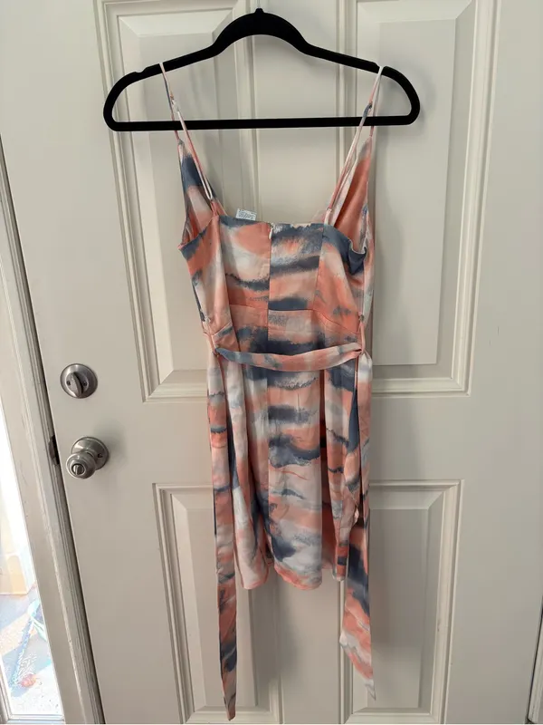 Selfie Leslie Bebe Satin Cowl Neck Wrap Dress Watercolor Print Multi Size Small - Image 4