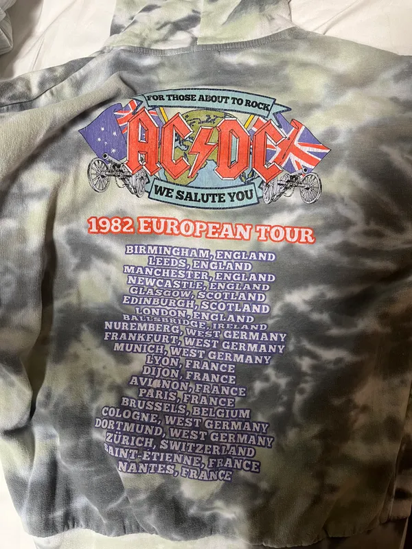 AC/DC Hoodie Size L - Image 2