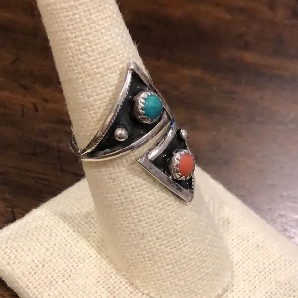 Vintage Southwestern Bypass Turquoise Spiny Oyster Ring Sz 8•1/2 - Image 2