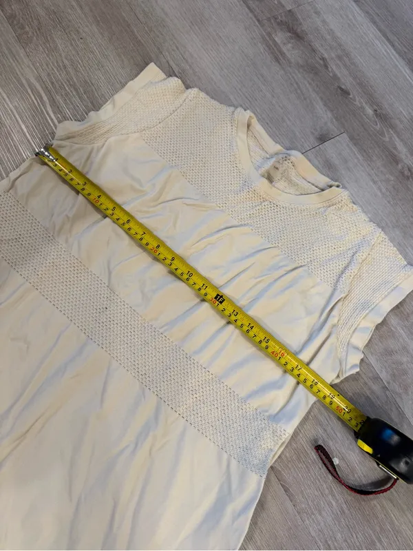 Varley Carley Tee in Crème Size L/XL - Image 5