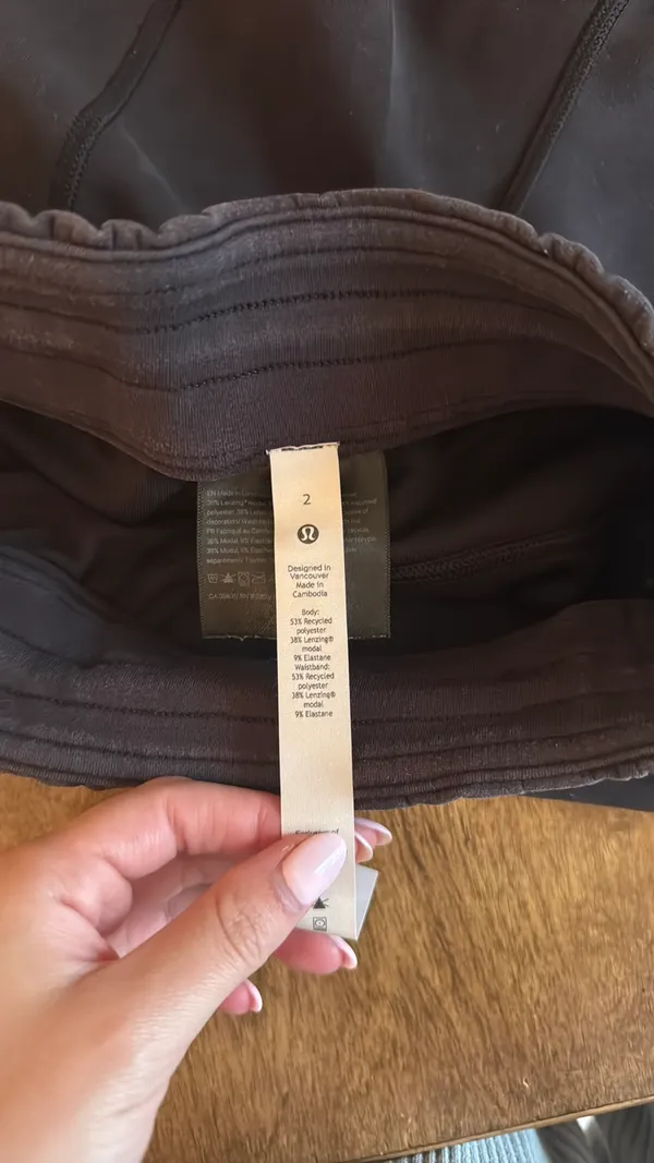 Lululemon scuba shorts - Image 3