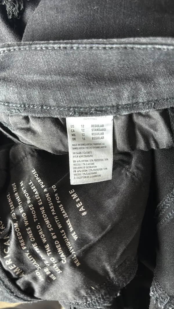 American Eagle Curvy Super High-Rise Jeggings Crop - Image 4