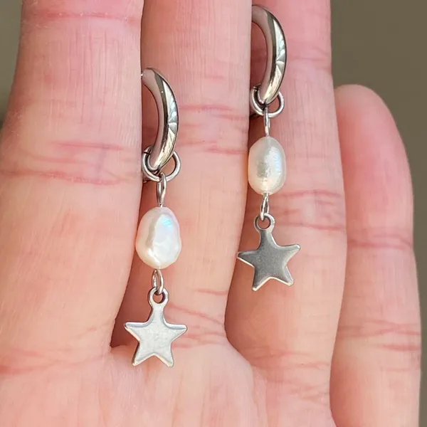 Handmade grunge fairy whimsical y2k style quality pearl star hoop earrings⭐️ - Image 5