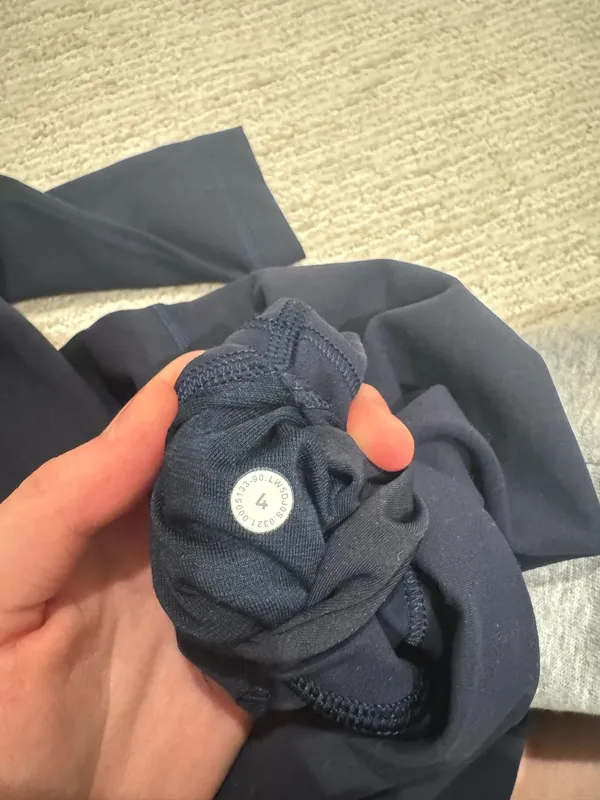 Lululemon Wunder Under Leggings Navy - Image 4