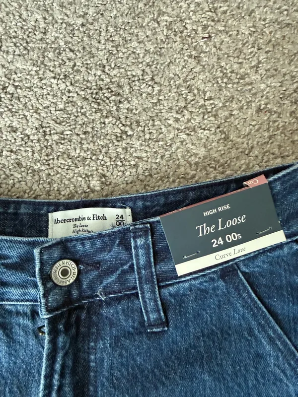 Abercrombie Jeans - Image 3