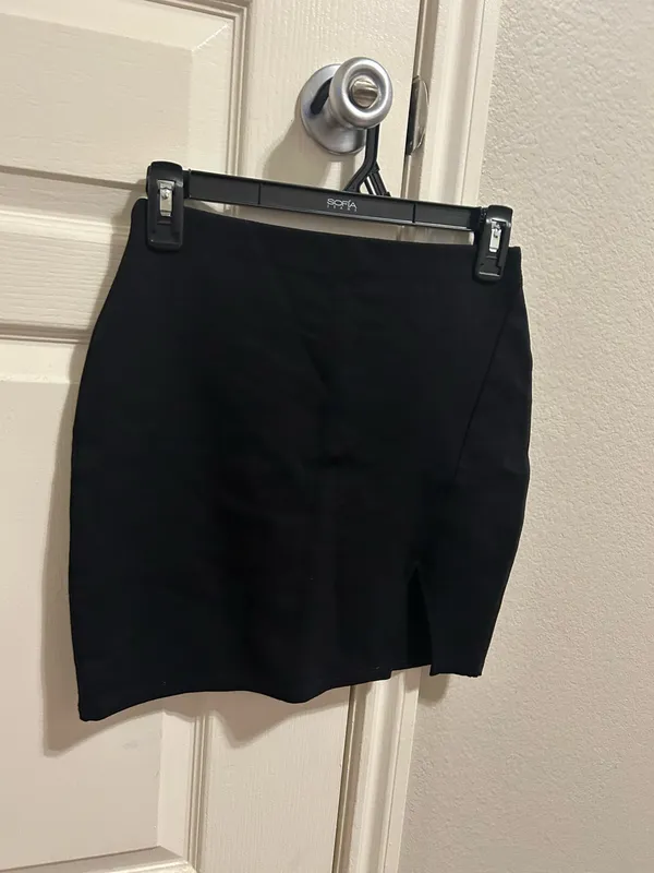 Black Mini Skirt medium. Wave Fashion - Image 5