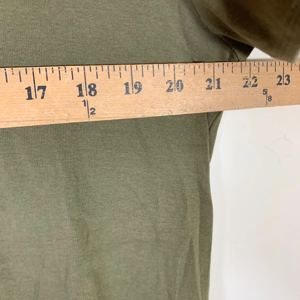 Noble Outfitters Womens 1X Olive Green Tag-Free V-Neck Short Sleeve Tee Shirt - Image 5