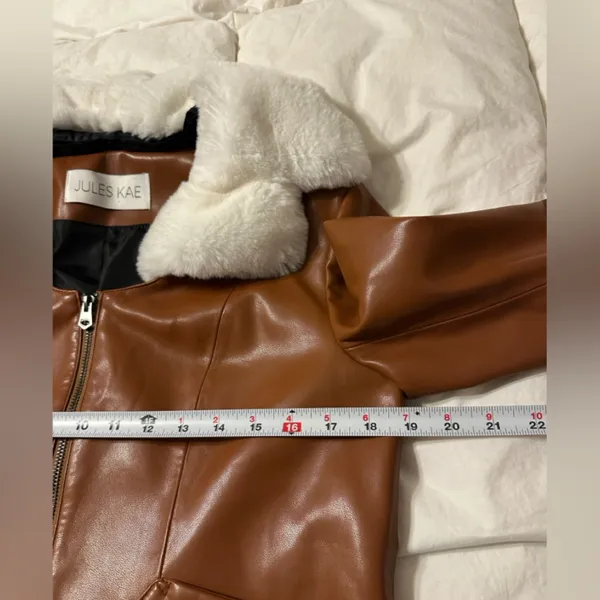 Jules Kae Brown Faux Leather Jacket with White Collar - NWOT - Size M - Image 12