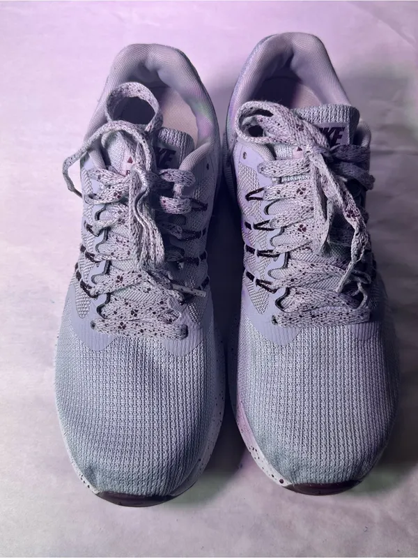 Nike Women’s Athletic Shoes - Light Gray with Burgundy Swoosh - Image 3