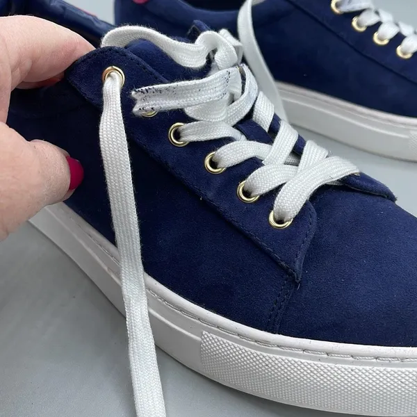 1901 Women’s size 9 dark blue suede shoes with pink trim. - Image 10