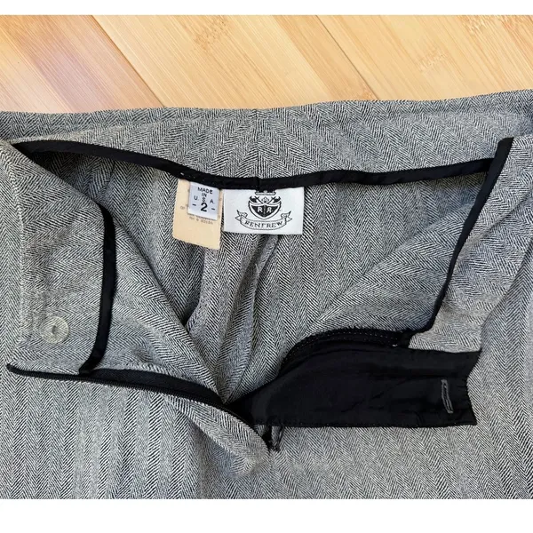 80's Vintage Renfrew Grey Herringbone Tweed Two Piece Blazer and Pants Suit - Image 13