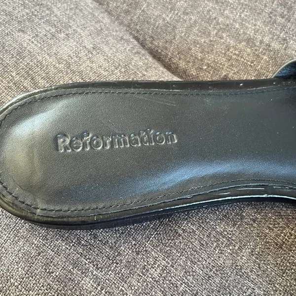 Reformation Margaret Black Croc X sandals. Size 7.5 - Image 7
