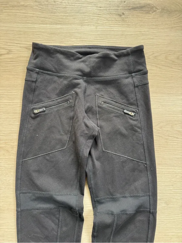 Lululemon Rare Discontinued black moto panel leggings - Image 3