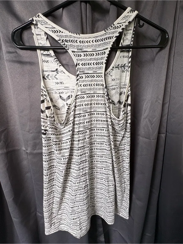 Mossimo #006 Black & Cream Geometric Racerback Tank Top Size XS - Image 3