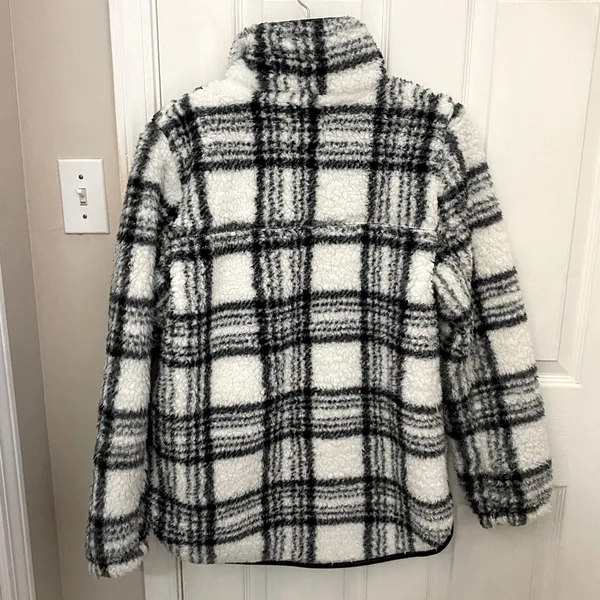 Abercrombie & Fitch Soft A&F Collection Pull-Over Quarter Zip Fleece Jacket - Image 6