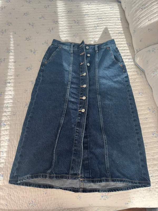 Old Navy Midi Denim Skirt - Image 2