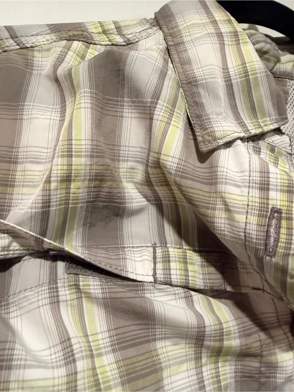 L.L. Bean Size S Green Gray Plaid Vented Nylon Hiking Trail Shirt Secure Pocket - Image 3