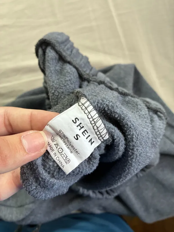 Shein Grey Sweatpants Jogger - Image 4