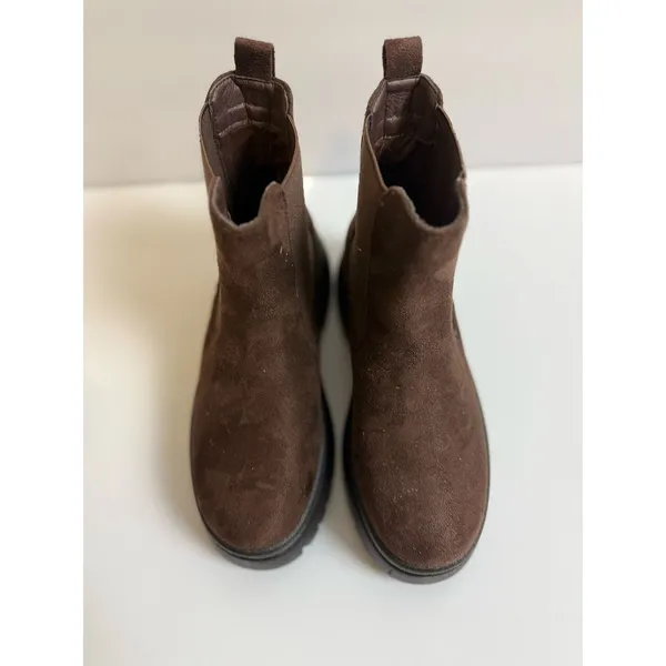 NWOT Wild Diva Munich Dark Brown Suede Platform Chelsea Boots W 6.5 Nordstrom - Image 4