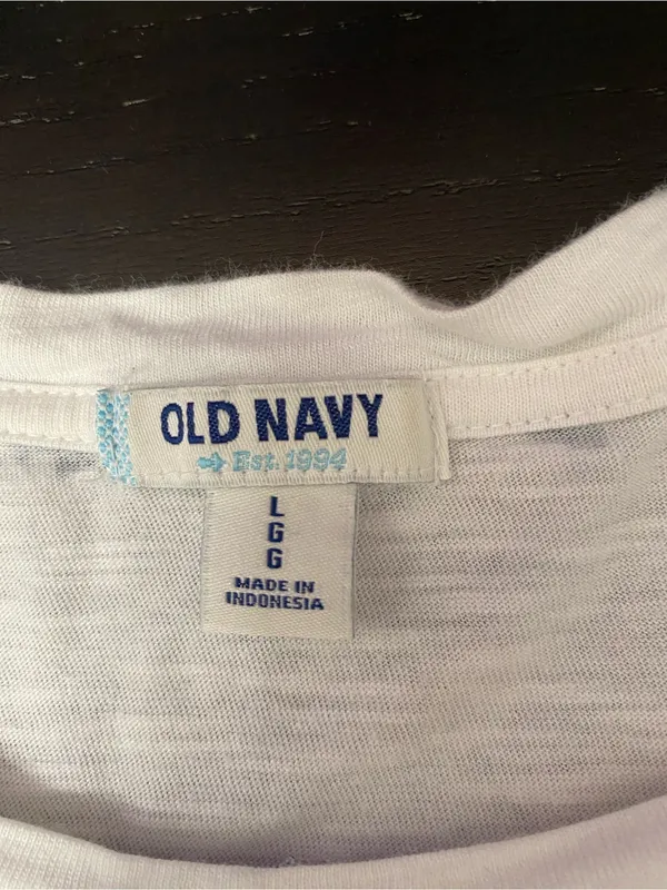 Old Navy White Tee with Blue Logo Tag - Image 2