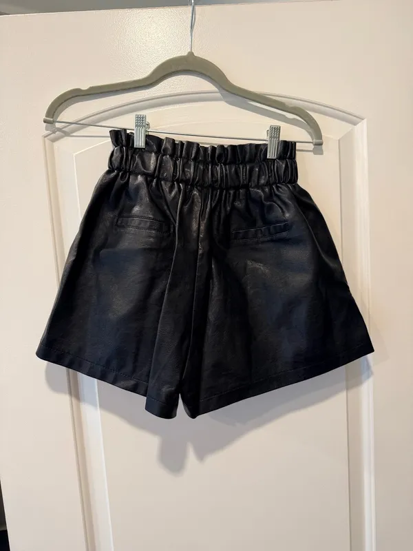 Leather Shorts Black - Image 3