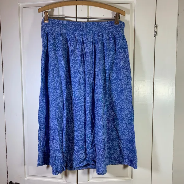 Very‎ Vineyard Skirt Blue Paisley Print Midi Elastic Waist Rayon Size L Martha's - Image 2