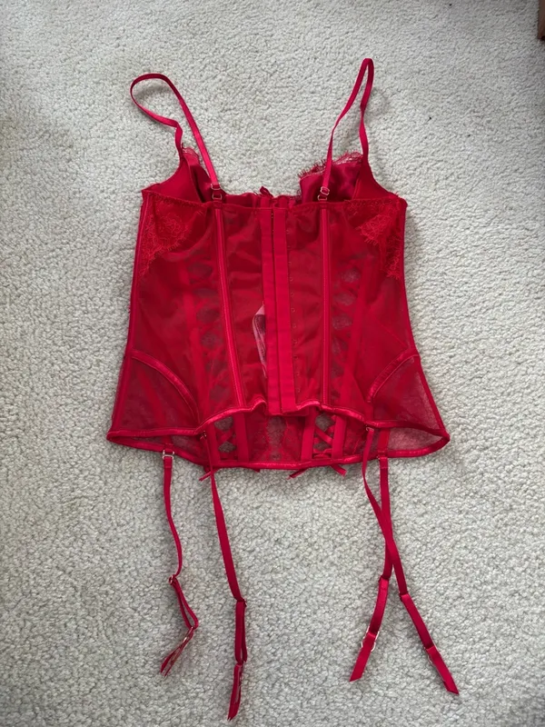 Victoria's Secret Red Lace Bustier with Garter Straps - Image 3