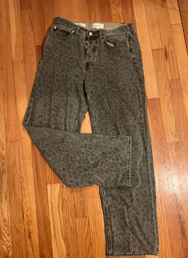Universal Thread Jeans - Image 2