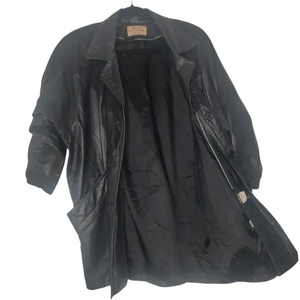 Vintage Black leather jacket sz 6/8 - Image 3