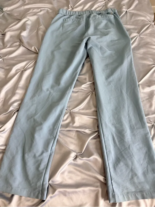 healing hands Light Blue Scrub Top with Contrast Piping - Image 4