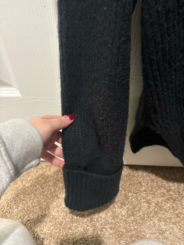 Abercrombie and fitch sweater - Image 2