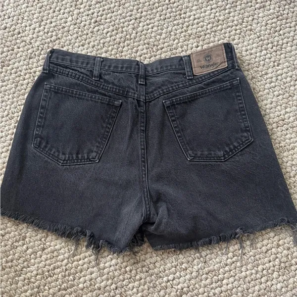Custom 90s Mom Wrangler High-Waisted Black Jean Shorts 34 X 30 Relaxed Fit - Image 4