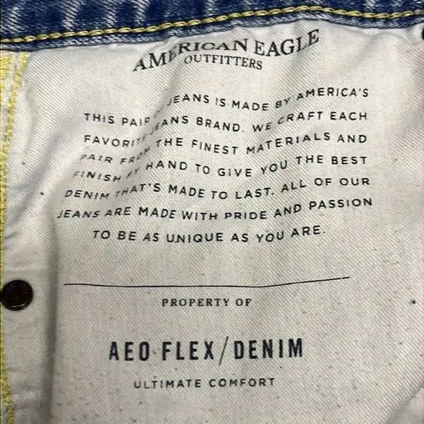 American Eagle Light Wash Distressed Faded Flex Skinny Jean Shorts- Size 34 - Image 11