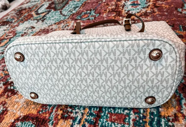 Michael Kors Signature Purse - Image 9