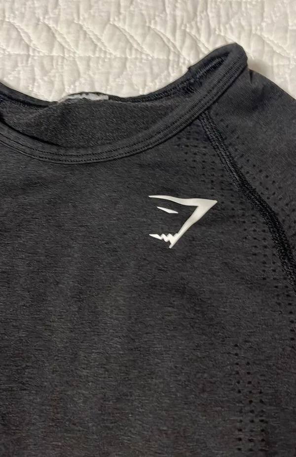 Gymshark Crop Top - Image 2
