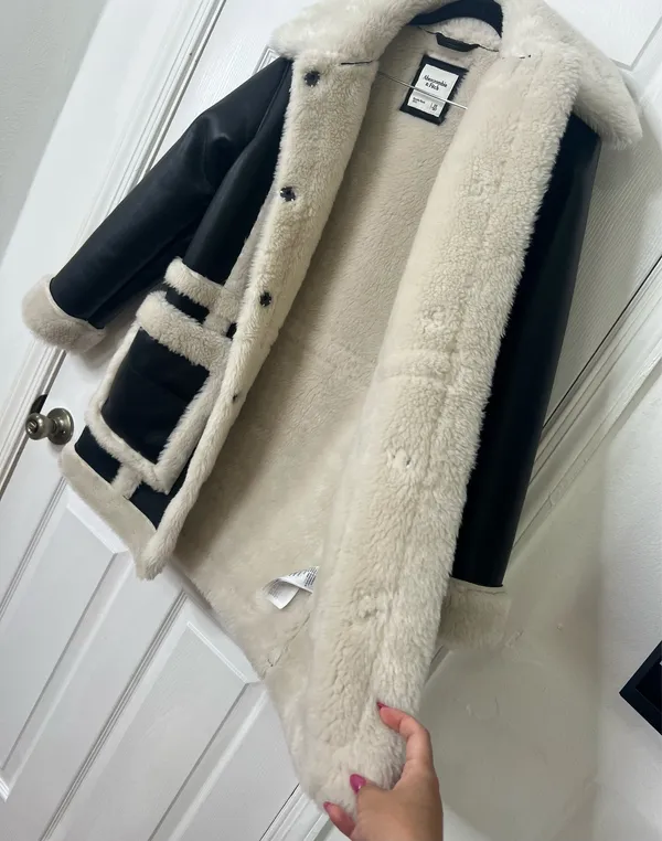 Abercrombie & Fitch Faux Shearling Coat Teddy Quiet Luxury Chic Winter Jacket XS - Image 6