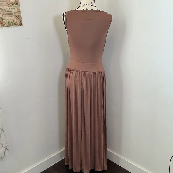 Halara Draped Sleeveless Maxi Dress Brown Gathered Waist Size M Elegant Jersey - Image 3