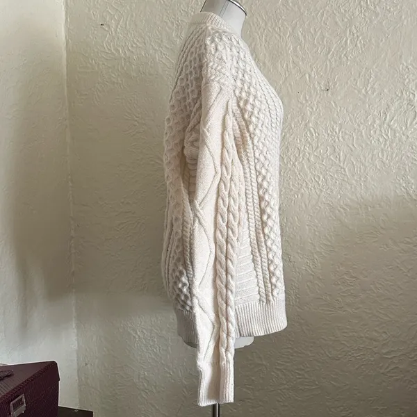 Aelfric Eden Ivory Cable Knit Sweater Large - Image 6