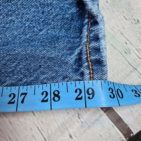 Levis Premium 501 Original 90s Straight Leg Jeans Medium Wash Blue W24 L30 A1959 - Image 13