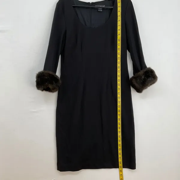 Jessica Howard Black Sheath Dress Removable Faux Fur Cuffs Size 10 Cocktail - Image 10