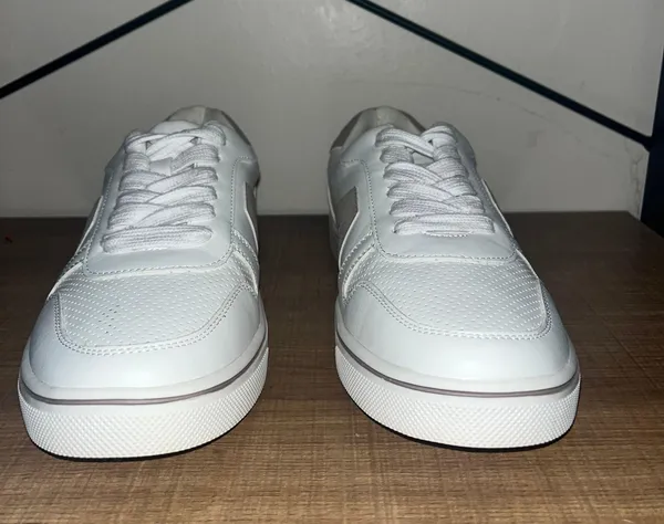 MIA Krew Sneakers - Image 2