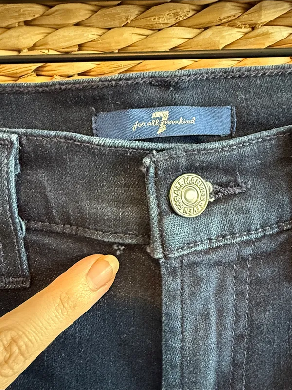 7 for All Mankind Mid-Rise Gwenevere Dark Wash Skinny Ankle Jeans, 25 FLAWED - Image 4