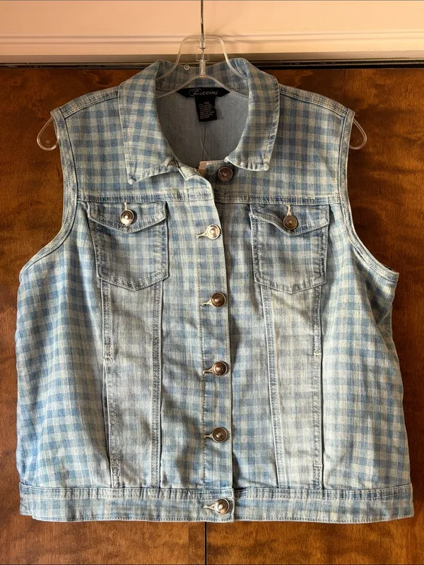 Baccini Blue Gingham Plaid Denim Button Front Sleeveless Vest. Size PXL - Image 2