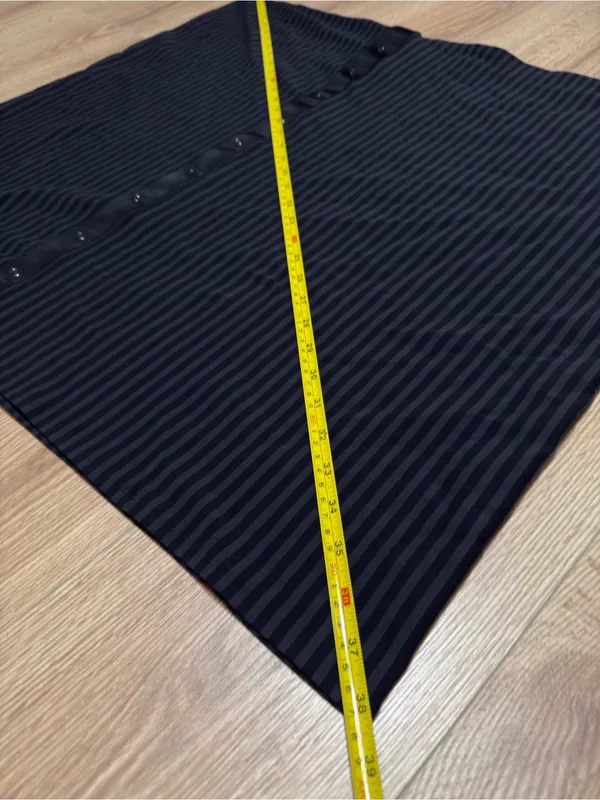 lululemon athletica Black‎ & Navy Striped Multifunctional Tube Scarf - Image 4