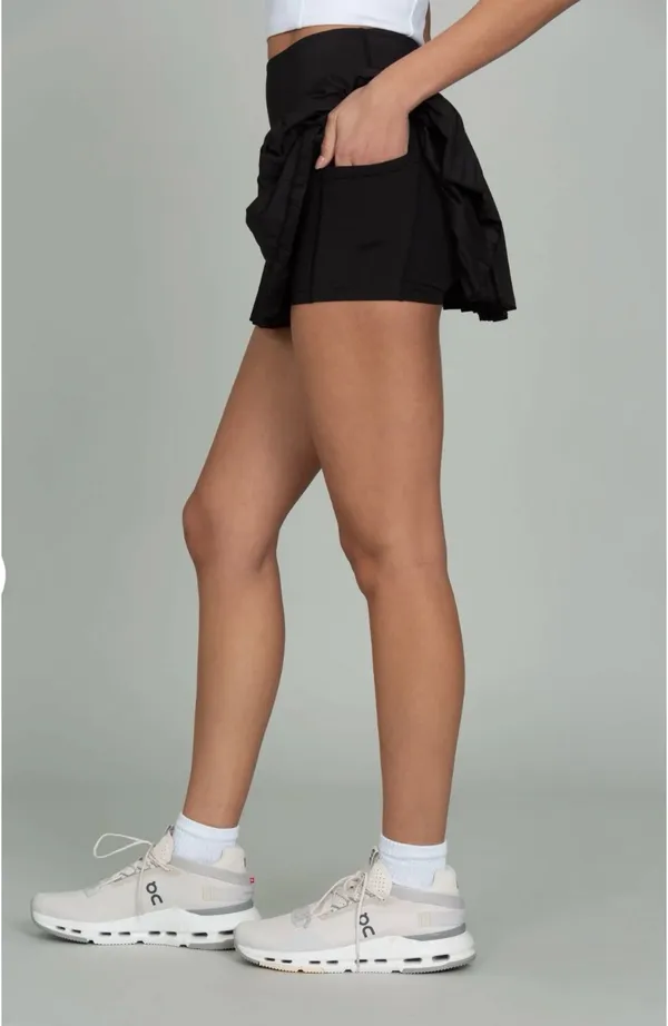 Gold Hinge Black Pleated Tennis Skirt - Image 3