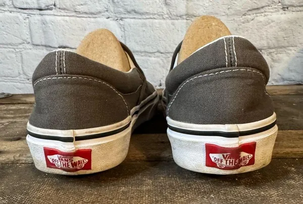Vans Classic 721565 Slip On Womens Gray Athletic Casual Shoes Sneakers Size 6 - Image 4