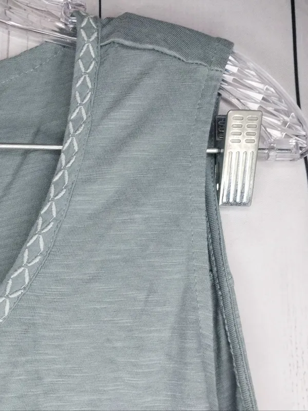 Kuhl Shay Sage Green Lightweight Casual Gorpcore Outdoor Travel V-Neck Tank Top - Image 3