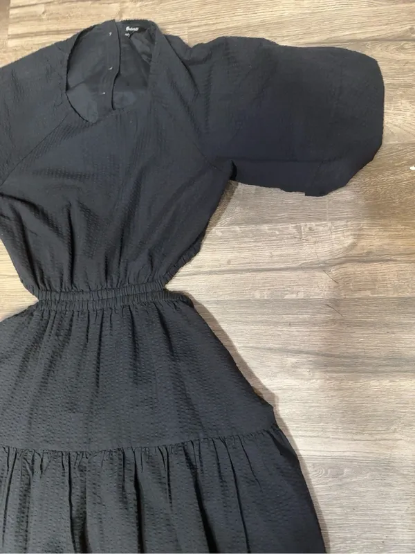 Madewell Black Textured Puff Sleeve Cutout Midi Dress Size Medium - Image 4