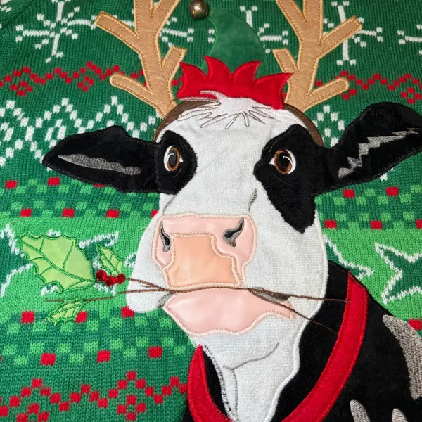Holiday Time Womens Size Medium Ugly Christmas Sweater Cow Reindeer Green Winter - Image 7