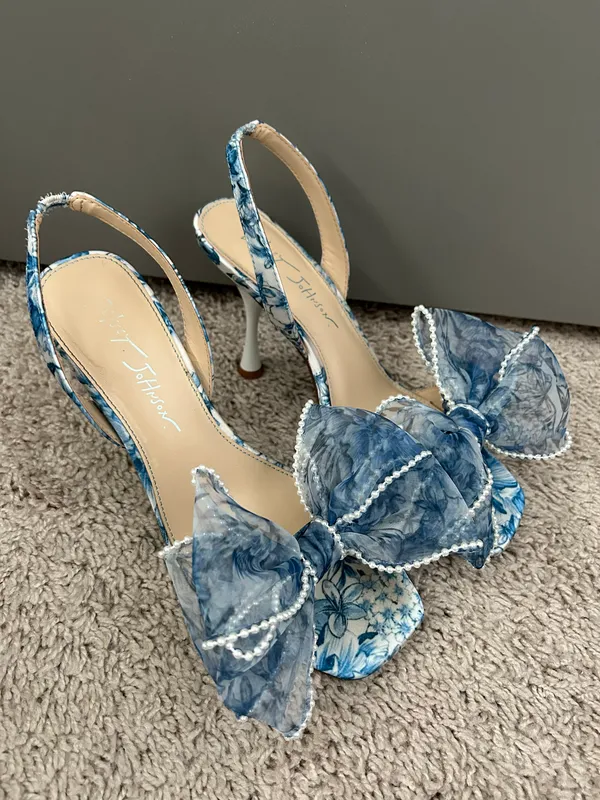 Fawn Pearl Bow Sandals - Image 3